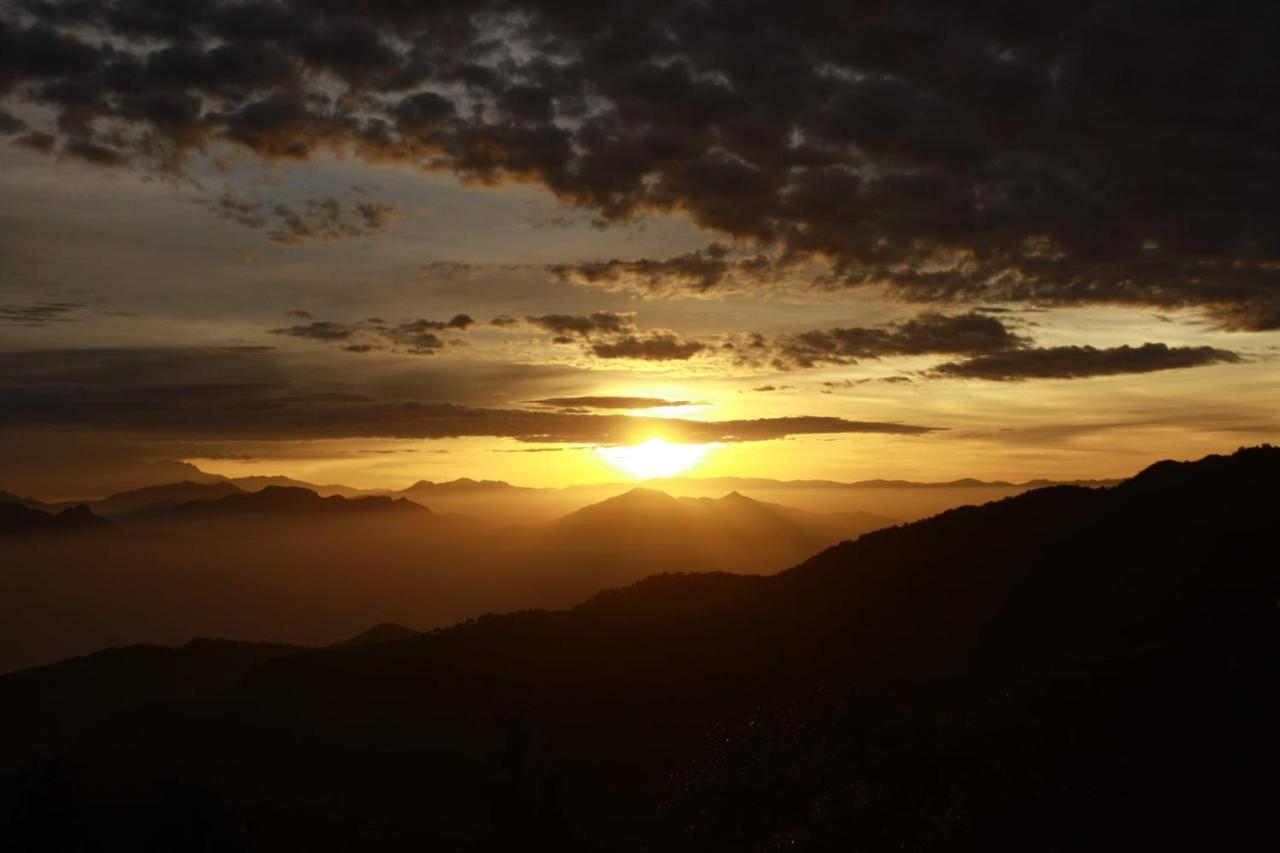 Namastay Himalayas, Kanatal Exterior foto