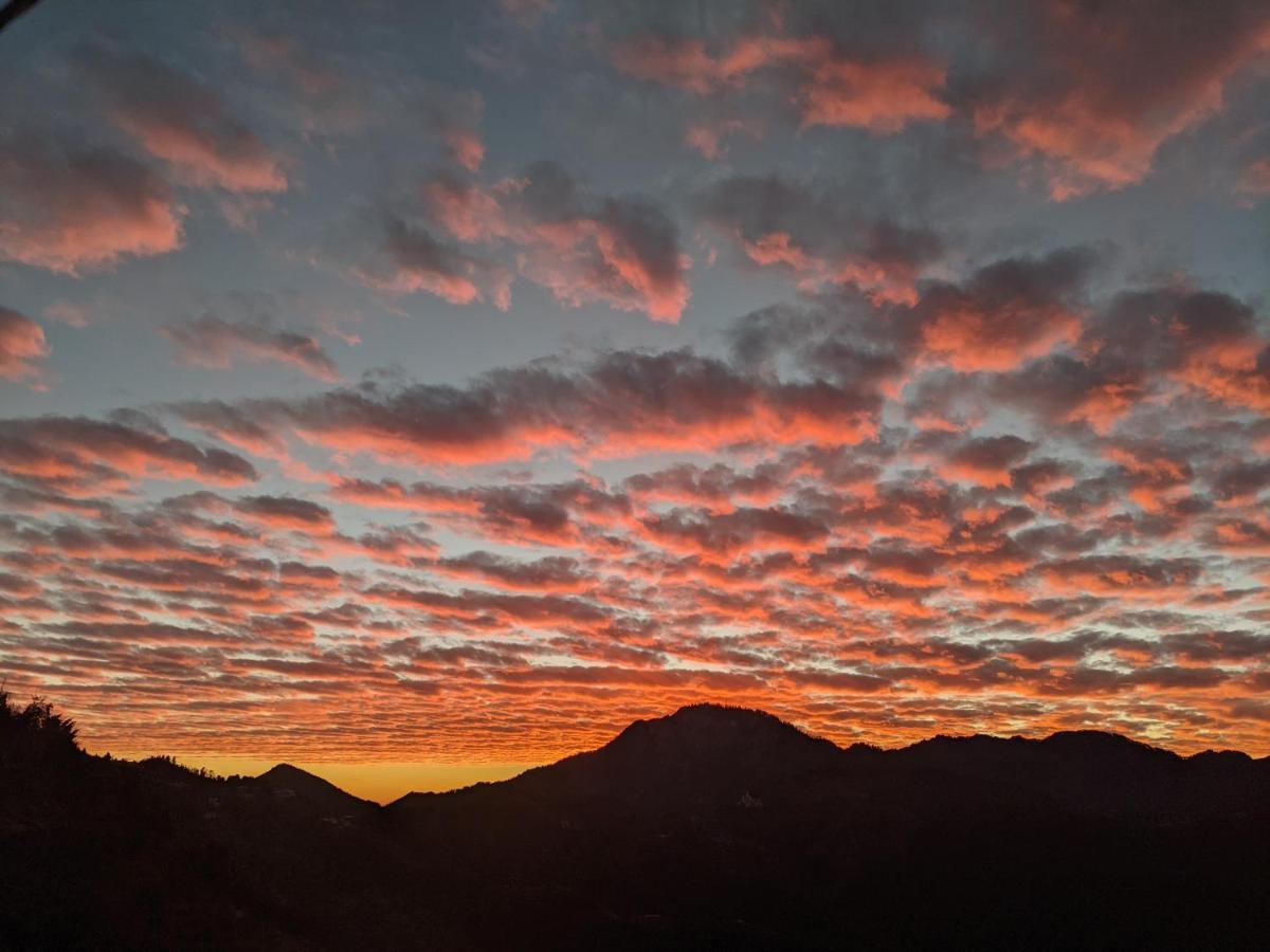 Namastay Himalayas, Kanatal Exterior foto